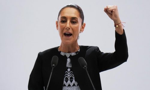 Presidenta mexicana evalúa viajar a Washington para asistir al sorteo del Mundial 2026