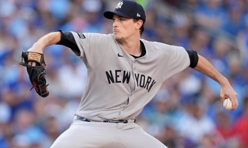 Dueño de Yankees, Hal Steinbrenner, evita apoyar un tope salarial pero considera salario mínimo