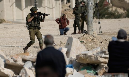 Netanyahu se reúne con funcionarios para abordar repunte de violencia de colonos en Cisjordania