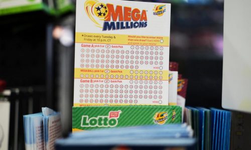 Mega Millions jackpot grows to $965 million for Friday’s drawing