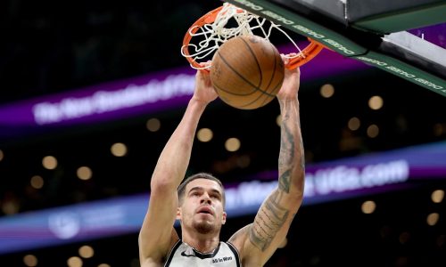 Nic Claxton logra su 1er triple-doble en la NBA y Nets vencen a Celtics