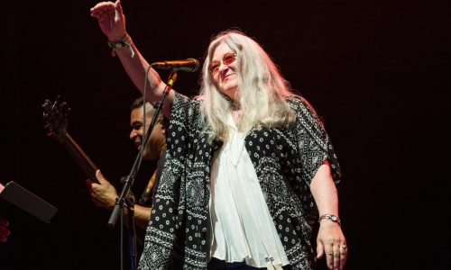 Donna Jean Godchaux-MacKay, Grateful Dead singer, dies at 78
