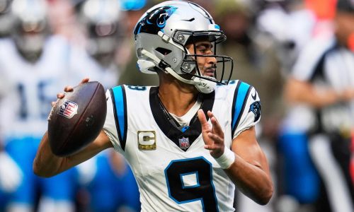 Bryce Young lanza récord de franquicia con 448 yardas y Panthers vencen 30-27 a Falcons
