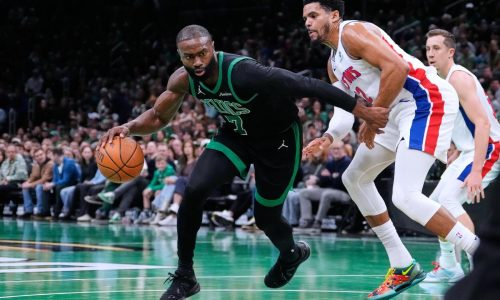 Celtics ponen fin a la racha de 13 victorias de Pistons al imponerse 117-114