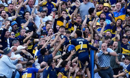 Boca ante Argentinos bajo la marca de Maradona por cuartos de final de torneo Clausura de Argentina