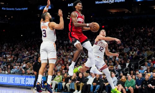 Amen Thompson anota 28 y Rockets vencen 114-92 a Suns pese a la ausencia de Kevin Durant