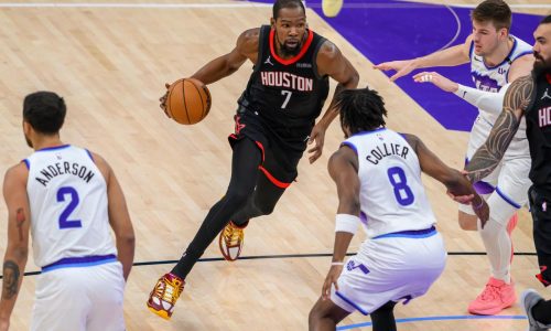 Rockets dominan a Jazz para su quinta victoria consecutiva como visitantes
