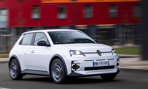 France October 2025: Renault 5 smashes share record, BEVs at 24.4% share