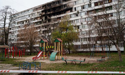 US push for Russia-Ukraine peace deal gains momentum as attacks on Kyiv kill 7