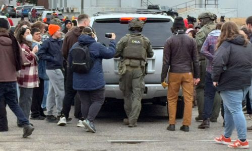 ICE says they arrested 14 for immigration violations at St. Paul warehouse