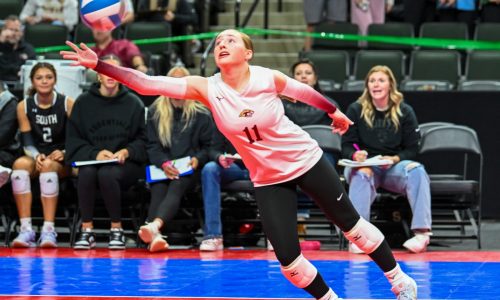 State volleyball: Lakeville South begins 4A title defense with win over Sartell
