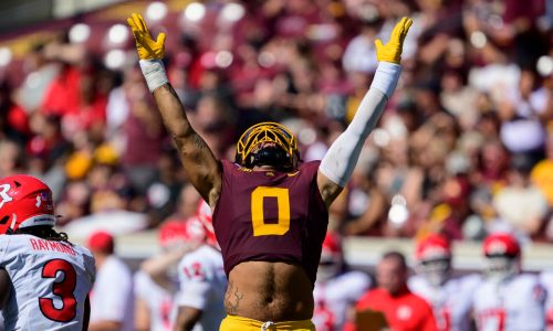 Gophers honor 26 players on Senior Day versus Badgers