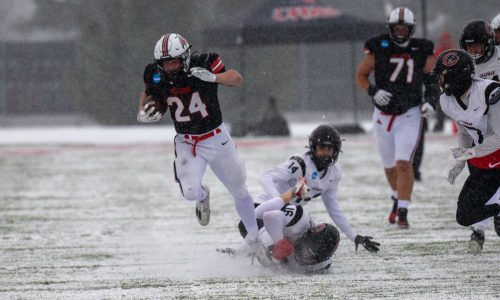 D3 football playoffs: Bethel, River Falls, Saint John’s all roll into third round