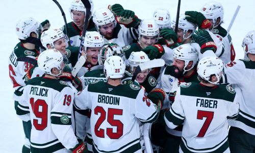 Wild escape Chicago with OT win after Blackhawks dominate early