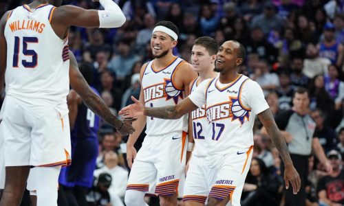 Williams y Gillespie llevan a Suns a victoria 112-100 sobre Kings y a foja de 3-0 en Copa NBA
