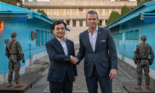 Hegseth visits inter-Korean border ahead of security talks with South Korean officials