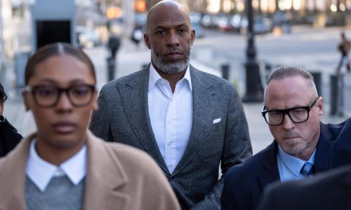 Portland Trail Blazers coach Chauncey Billups pleads not guilty in rigged poker games case