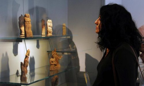 Thieves steal Roman statues from Syria’s national museum
