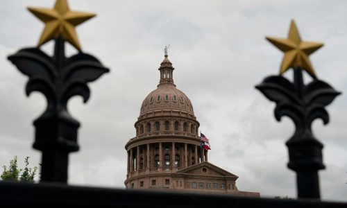 Jueces federales determinan que Texas no puede usar nuevo mapa legislativo en comicios de 2026