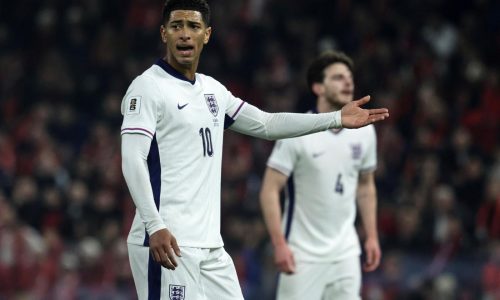 Tuchel dice que Bellingham debe aceptar sus decisiones tras su reacción al ser sustituido