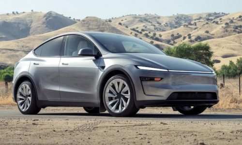 South Korea October 2025: Tesla (+244.4%), BYD (#12) can’t help market off -12.9%