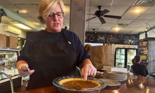 Sweet potato or pumpkin? The Thanksgiving pie debate