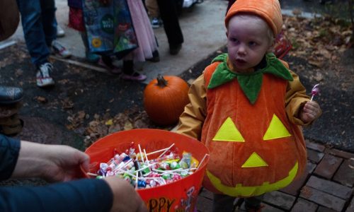 Little witches, pumpkins, Wednesday Addamses haunt Boston (photos)