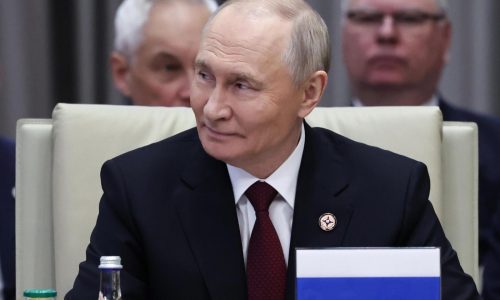 Putin ve el plan de paz de EEUU como un inicio y advierte al ejército ucraniano que se retire