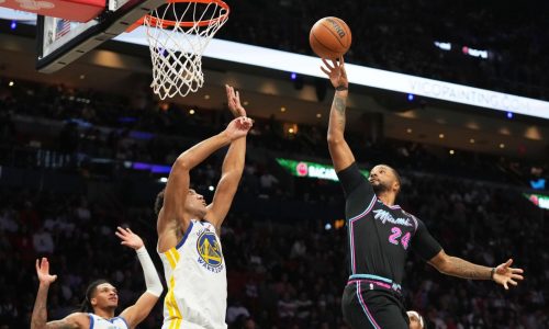 Powell anota 25, Adebayo suma 20 y Heat vence 110-96 a Warriors diezmados