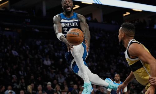 Randle anota 32 puntos y Timberwolves vencen 120-109 a Wizards