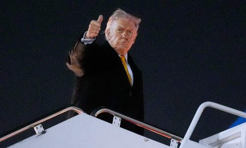 Trump, reeling from election night, tightens focus on midterms