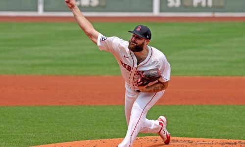 Lucas Giolito not extended qualifying offer by Red Sox