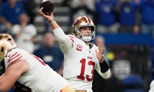 Purdy lanza un récord personal de 5 pases de TD y lidera victoria 48-27 de 49ers ante Colts