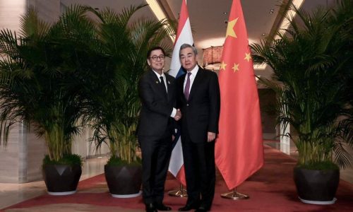 Thai and Cambodian top diplomats meet in China to solidify ceasefire