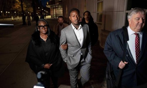 Terry Rozier del Heat pide a jueza desestimar cargos por apuestas