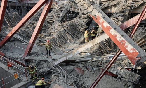 Derrumbe de biblioteca en construcción en Corea del Sur deja un muerto y tres atrapados