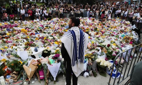 Policía australiana dice que tiroteo masivo en Sidney fue inspirado por el Estado Islámico