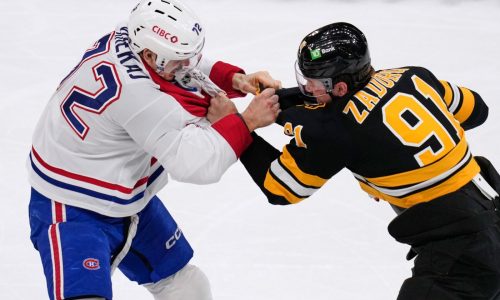 Bruins melt down in third period, lose 6-2 to Canadiens