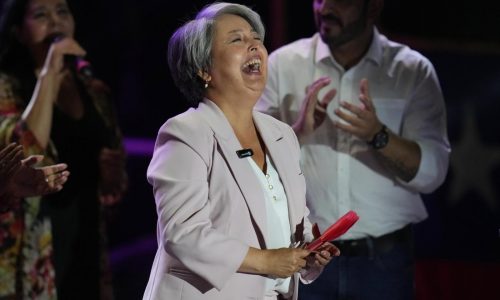 Jeannette Jara cierra su campaña en Santiago y se dice “convencida” de que ganará el balotaje