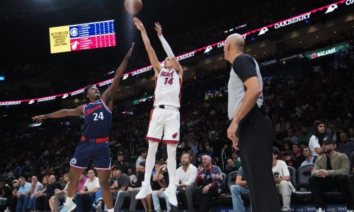 Heat iguala récord de franquicia con 24 triples y vence 140-123 a Clippers
