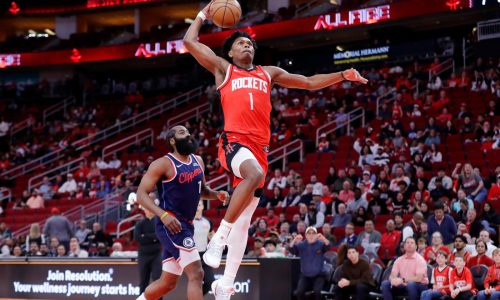 Thompson logra 20 puntos, 9 rebotes y 8 asistencias; Rockets vencen a Clippers por 115-113