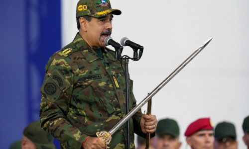 Canciller colombiana dice que darían refugio a Nicolás Maduro en caso de que abandonara Venezuela