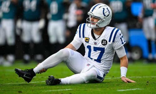 Colts confirman que Daniel Jones se perderá el resto de la temporada por lesión