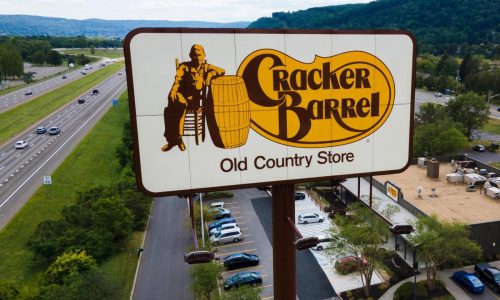 Cracker Barrel lowers revenue forecast as traffic falls after logo blowup