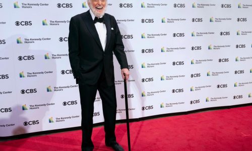 La leyenda de la comedia Dick Van Dyke cumple 100 años