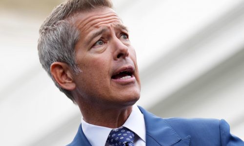 NY podría perder $73 millones en fondos para carreteras por licencias irregulares a inmigrantes