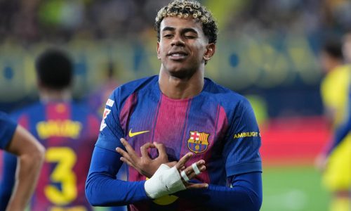 Raphinha y Yamal anotan en la victoria del líder Barcelona sobre Villarreal