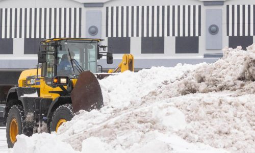 Winter storm packing snow and strong winds to descend on Great Lakes and Northeast