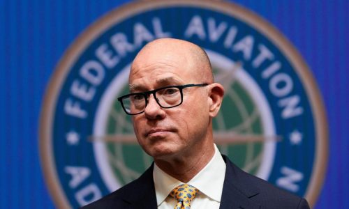 Senator says FAA administrator failed to sell multimillion-dollar airline stake as promised