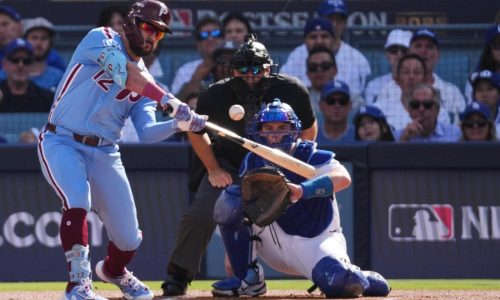 Nuevos contratos y recién nacidos van de la mano para Kyle Schwarber de los Filis